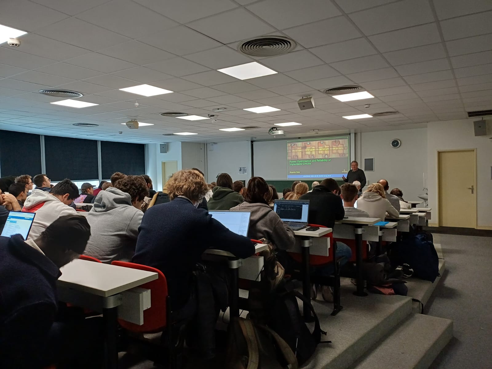 Journée Thématique Circuits et Systèmes Innovants Appliqués au Biomédical